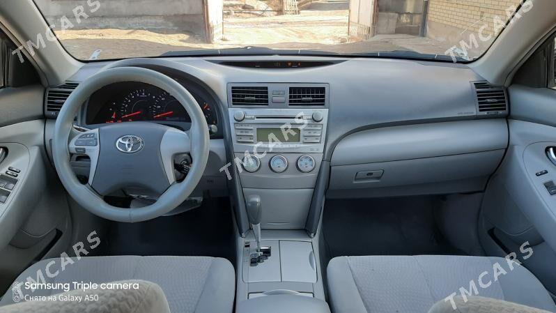 Toyota Camry 2011 - 135 000 TMT - Мары - img 8