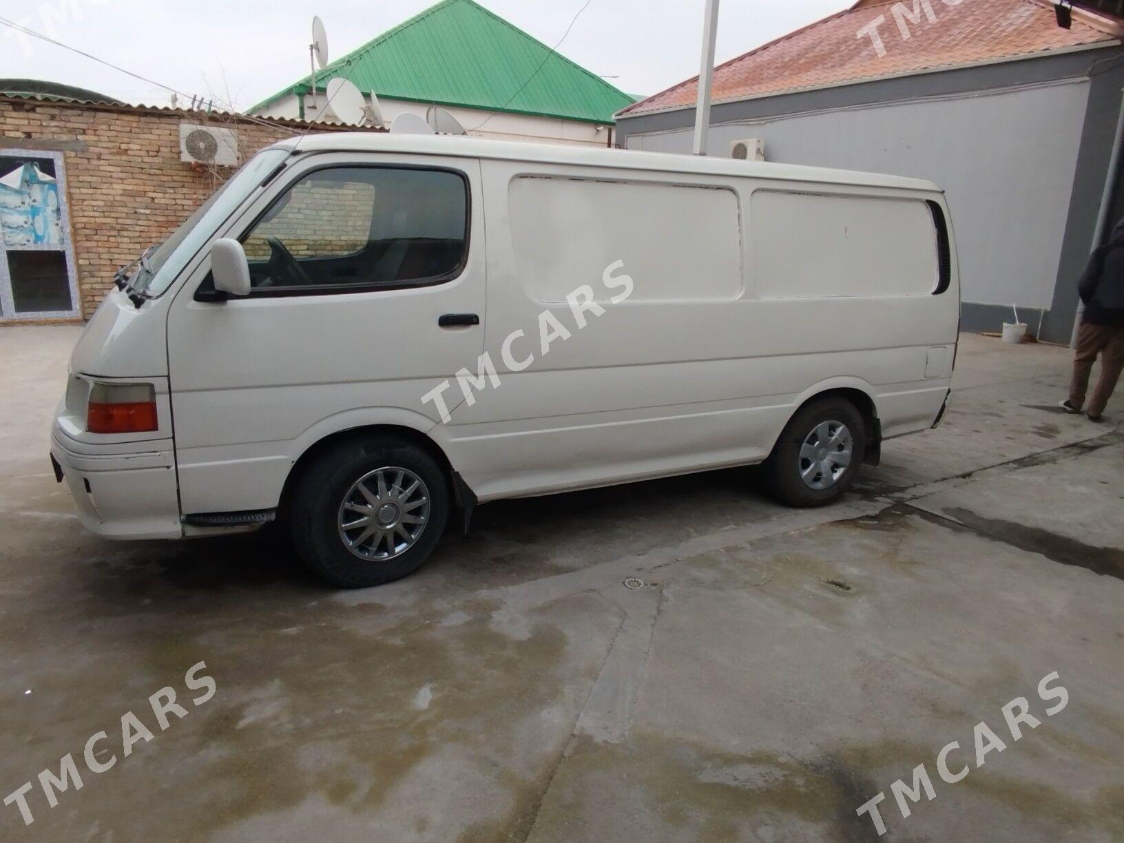 Toyota Hiace 2004 - 150 000 TMT - Ашхабад - img 4