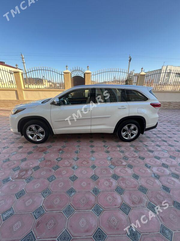 Toyota Highlander 2017 - 485 000 TMT - Daşoguz - img 4