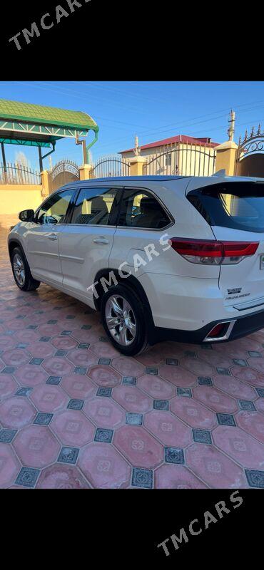 Toyota Highlander 2017 - 485 000 TMT - Daşoguz - img 3