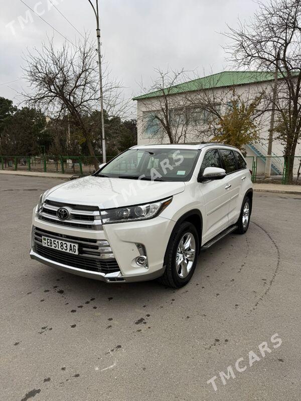 Toyota Highlander 2018 - 525 000 TMT - Ашхабад - img 3