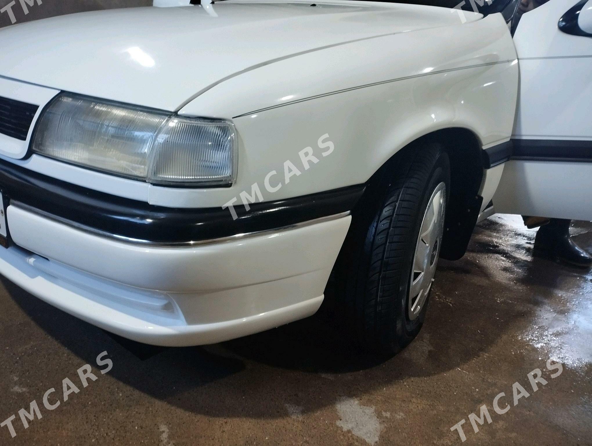 Opel Vectra 1993 - 37 000 TMT - Гурбансолтан Едже - img 6