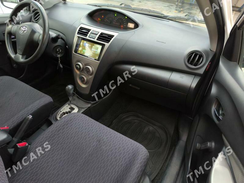 Toyota Yaris 2010 - 140 000 TMT - Ашхабад - img 3