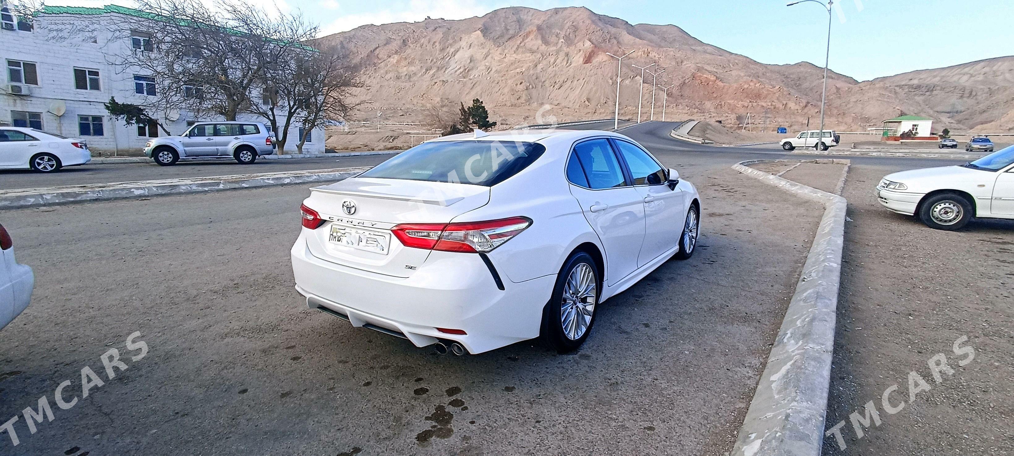 Toyota Camry 2019 - 285 000 TMT - Türkmenbaşy - img 4