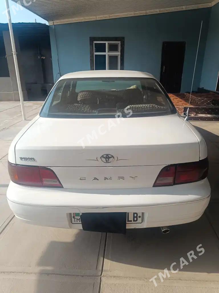 Toyota Camry 1995 - 65 000 TMT - Kerki - img 3