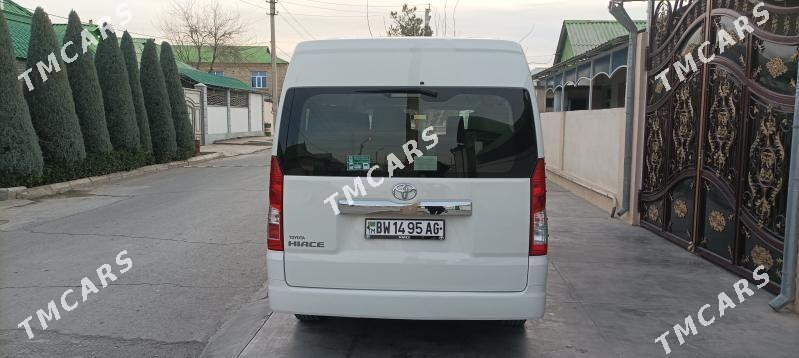 Toyota Hiace 2019 - 590 000 TMT - Бузмеин - img 3