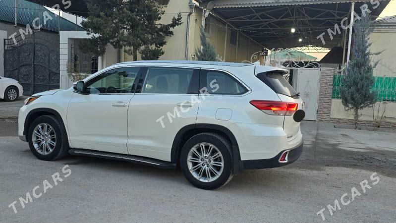 Toyota Highlander 2018 - 440 000 TMT - Ашхабад - img 4