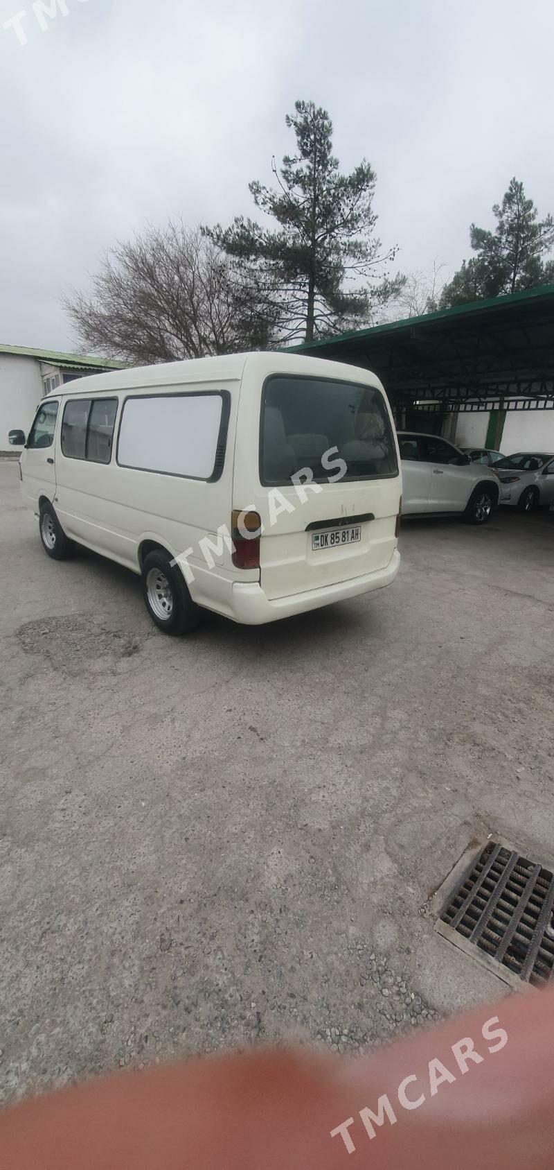 Toyota Hiace 2005 - 70 000 TMT - Aşgabat - img 3