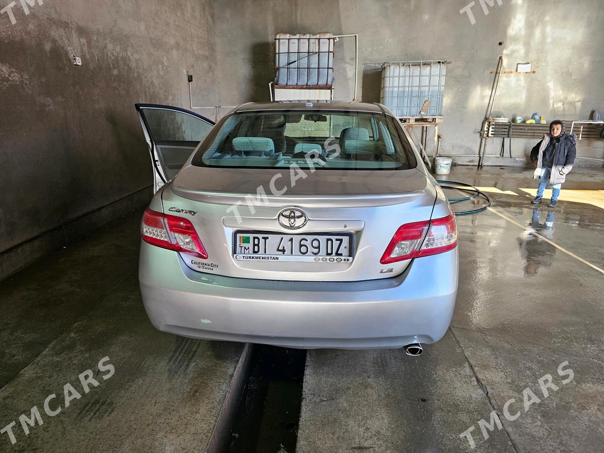 Toyota Camry 2010 - 174 000 TMT - Гурбансолтан Едже - img 4