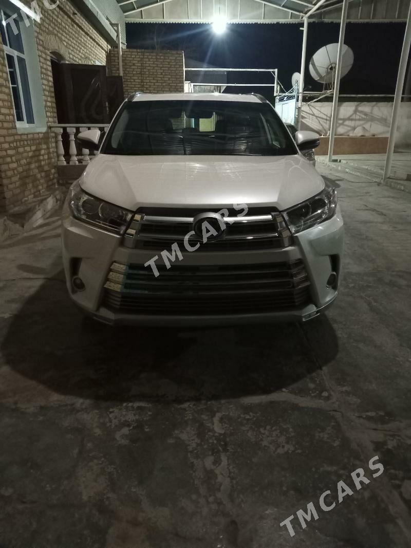 Toyota Highlander 2019 - 388 000 TMT - Мары - img 3