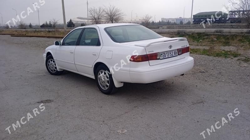 Toyota Camry 2001 - 122 000 TMT - Теджен - img 2