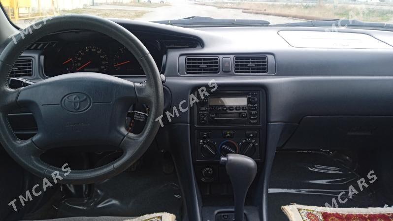 Toyota Camry 2001 - 122 000 TMT - Теджен - img 5