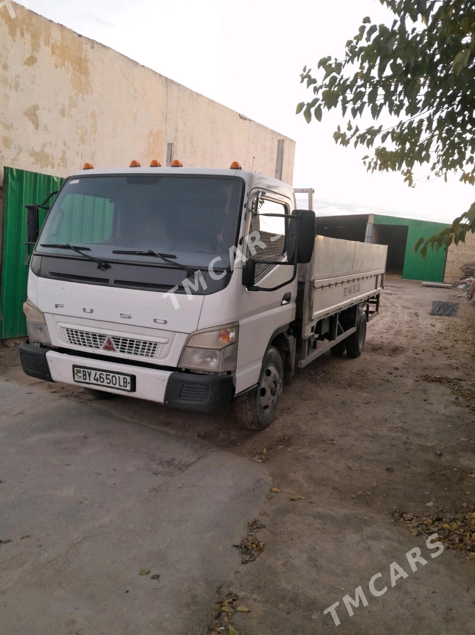 Mitsubishi Canter 2006 - 270 000 TMT - Халач - img 5