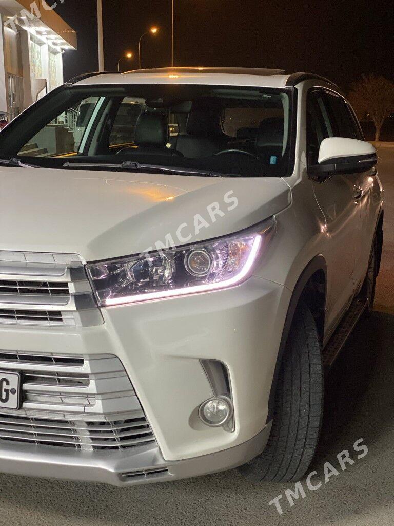 Toyota Highlander 2018 - 370 000 TMT - Aşgabat - img 3