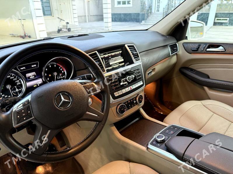 Mercedes-Benz ML400 2015 - 1 400 000 TMT - Aşgabat - img 3