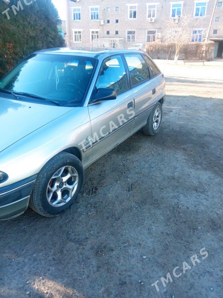 Opel Astra 1993 - 45 000 TMT - Дашогуз - img 2