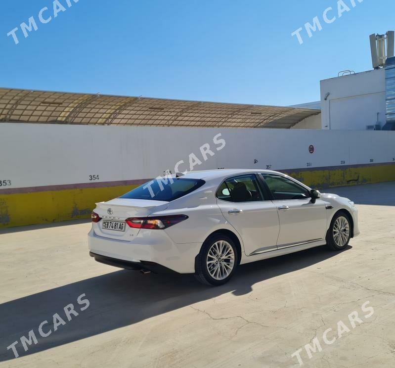 Toyota Camry 2021 - 335 000 TMT - Hitrowka - img 5