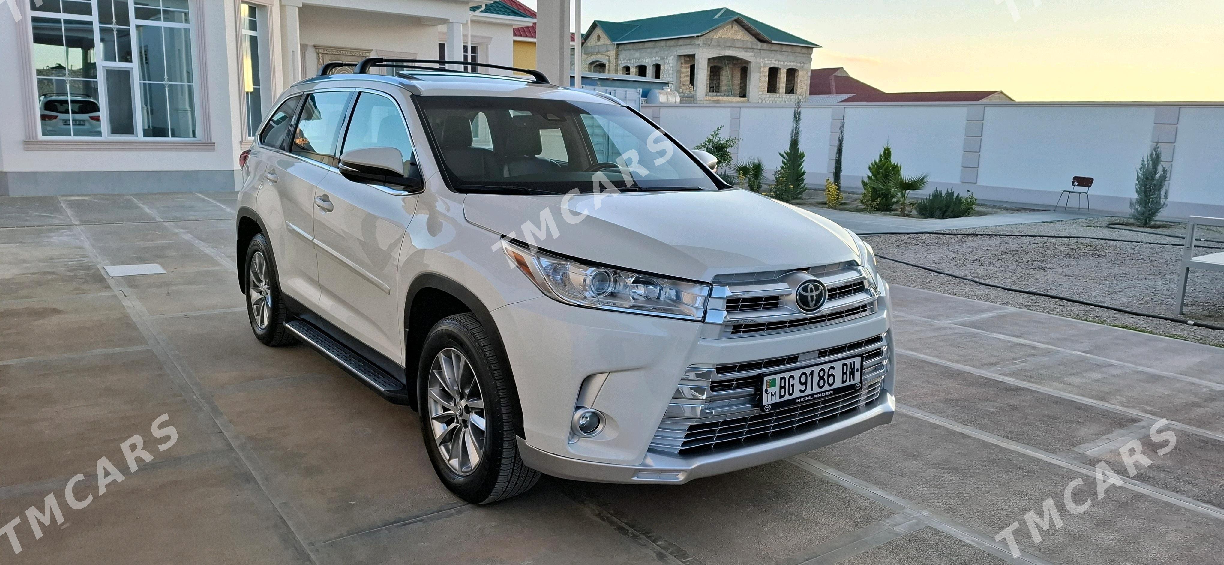 Toyota Highlander 2019 - 480 000 TMT - Балканабат - img 2