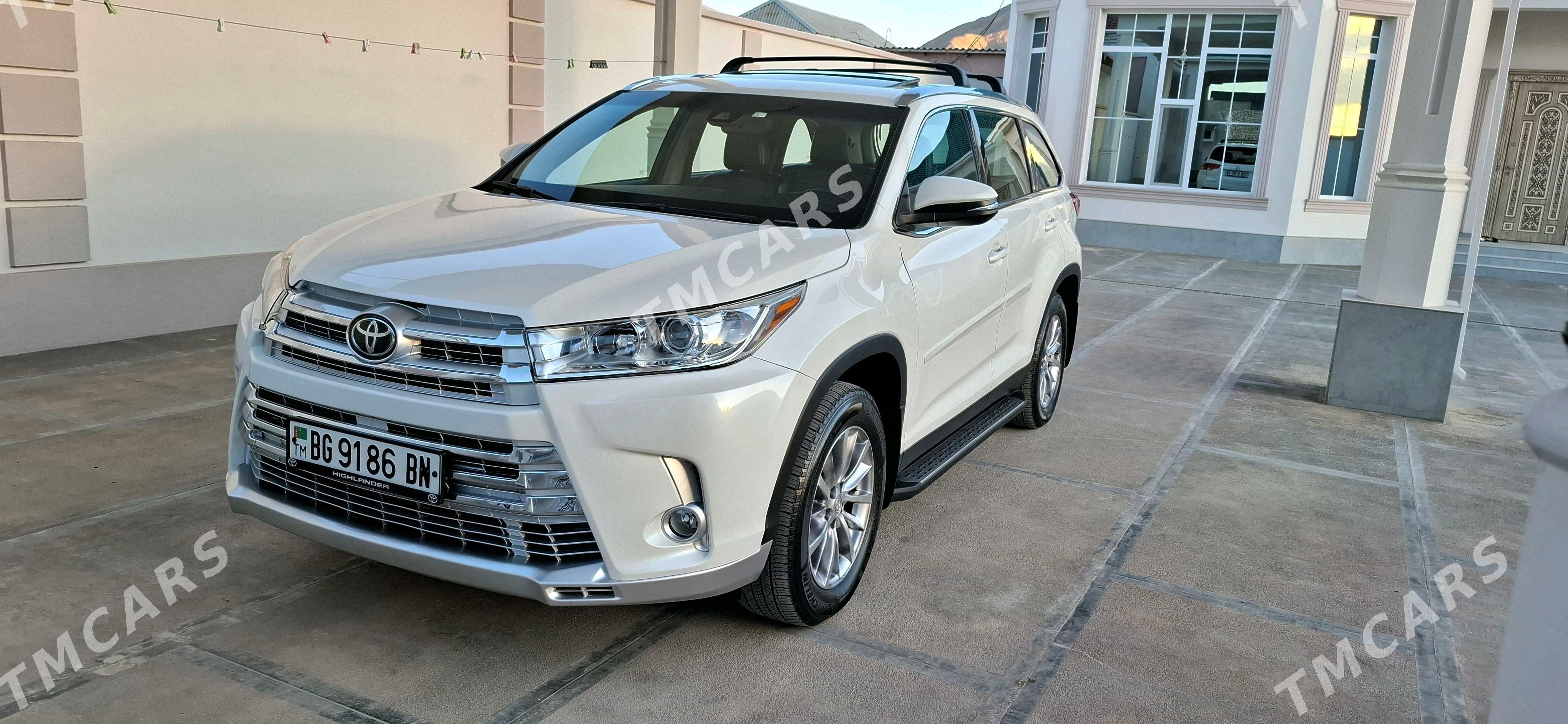 Toyota Highlander 2019 - 480 000 TMT - Балканабат - img 3