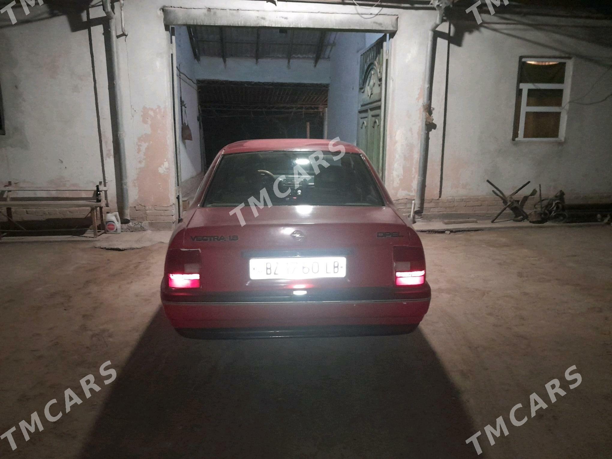 Opel Vectra 1990 - 21 000 TMT - Garabekewül - img 2