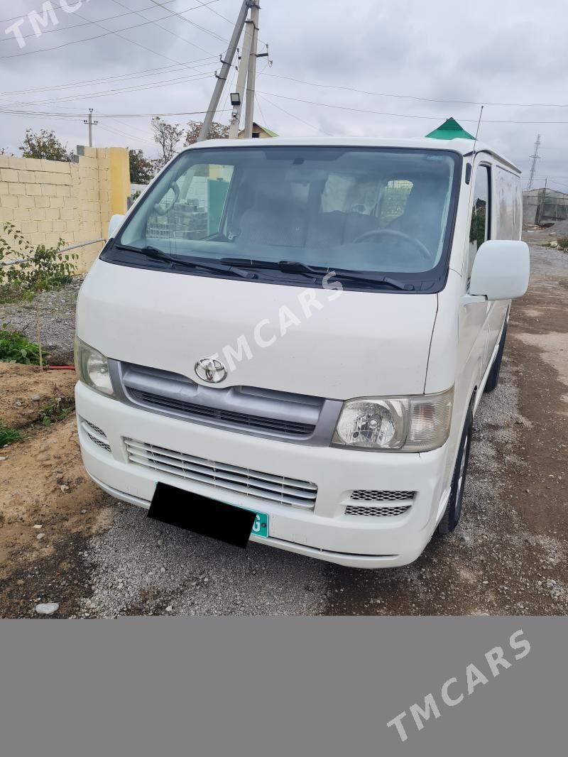 Toyota Hiace 2006 - 260 000 TMT - Бедев - img 3