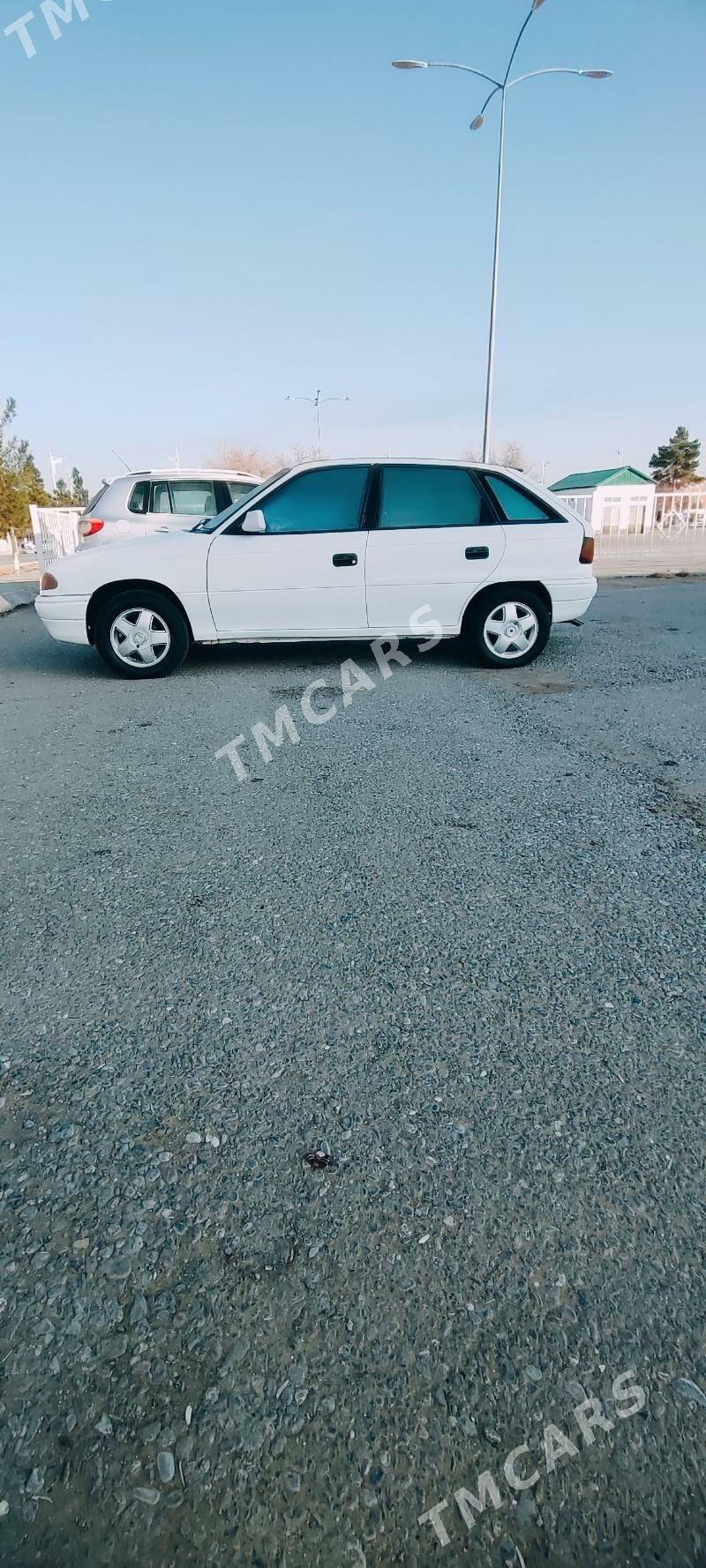 Opel Astra 1993 - 33 000 TMT - Анев - img 6