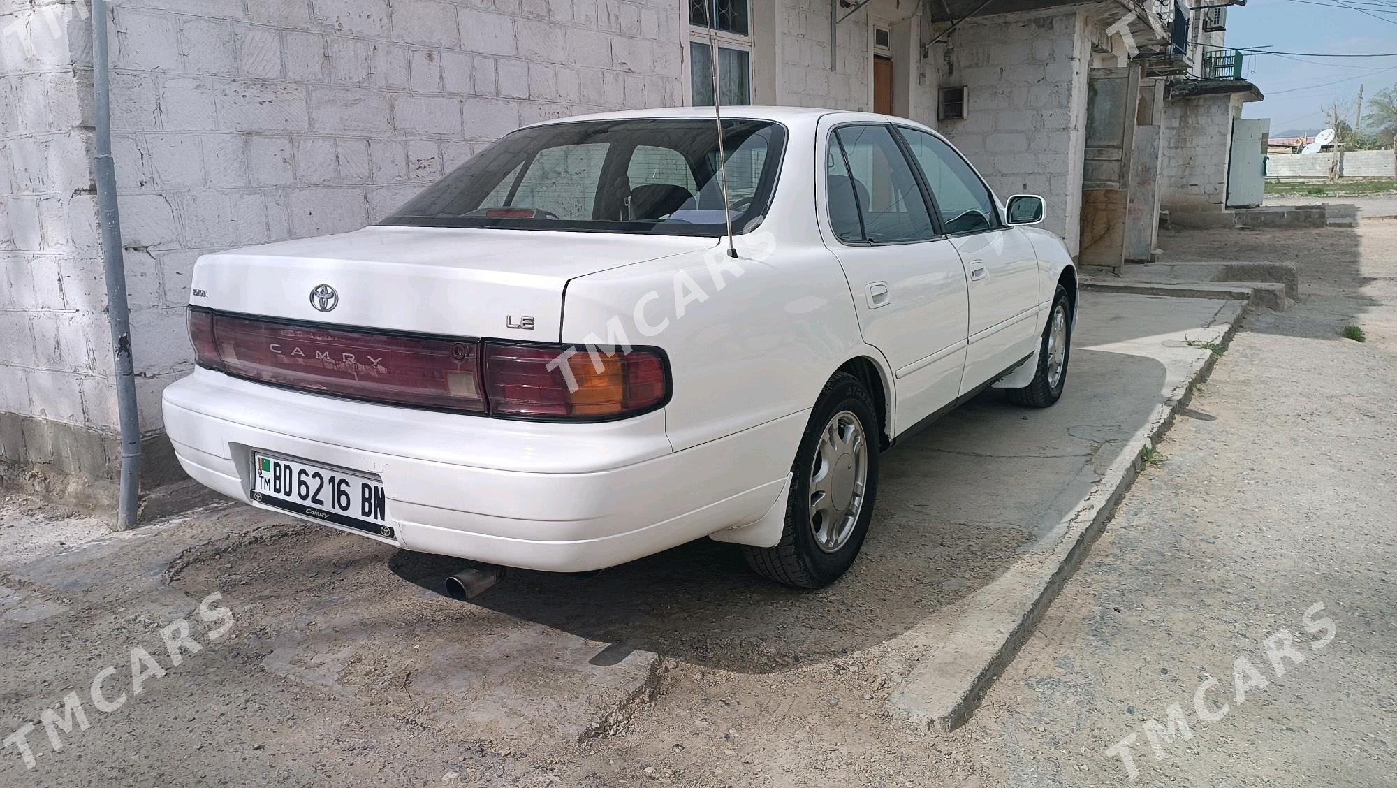 Toyota Camry 1994 - 80 000 TMT - Гызыларбат - img 3