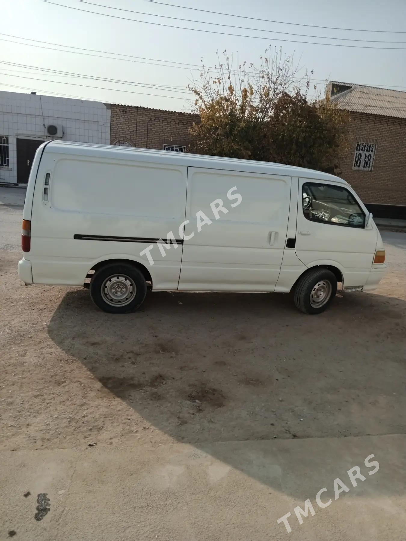 Toyota Hiace 1998 - 80 000 TMT - Теджен - img 2