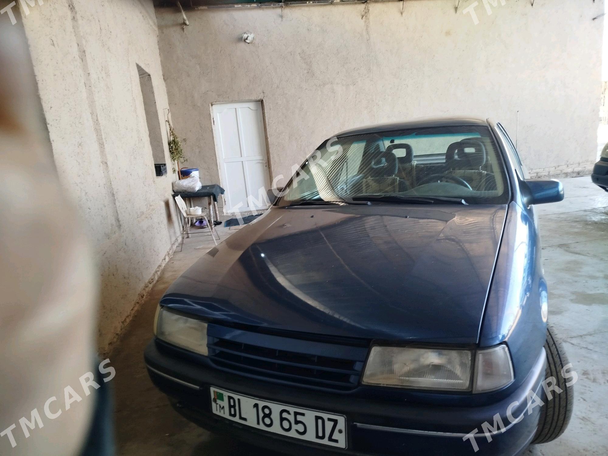 Opel Vectra 1991 - 35 000 TMT - Gubadag - img 3