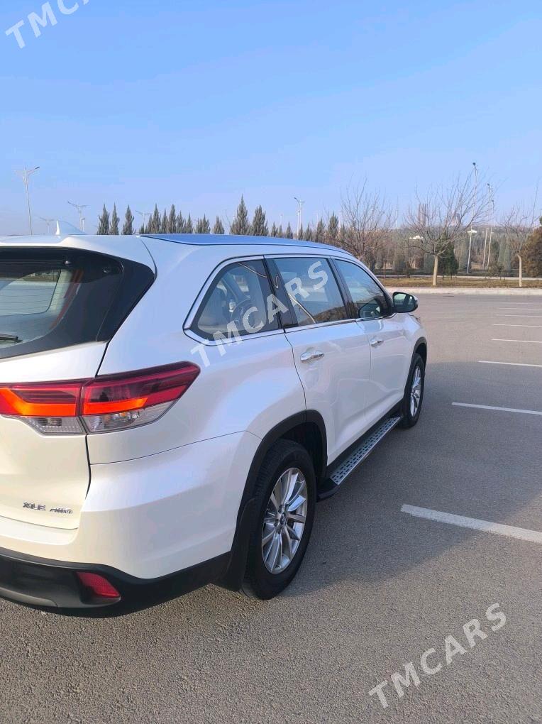 Toyota Highlander 2019 - 536 000 TMT - 30 мкр - img 4