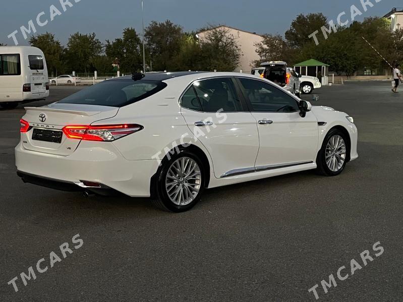 Toyota Camry 2018 - 325 000 TMT - Ашхабад - img 2