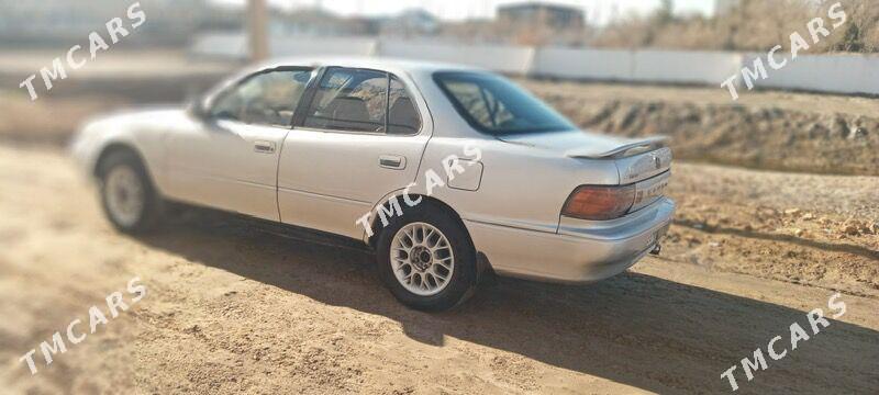 Toyota Camry 1992 - 45 000 TMT - Байрамали - img 5