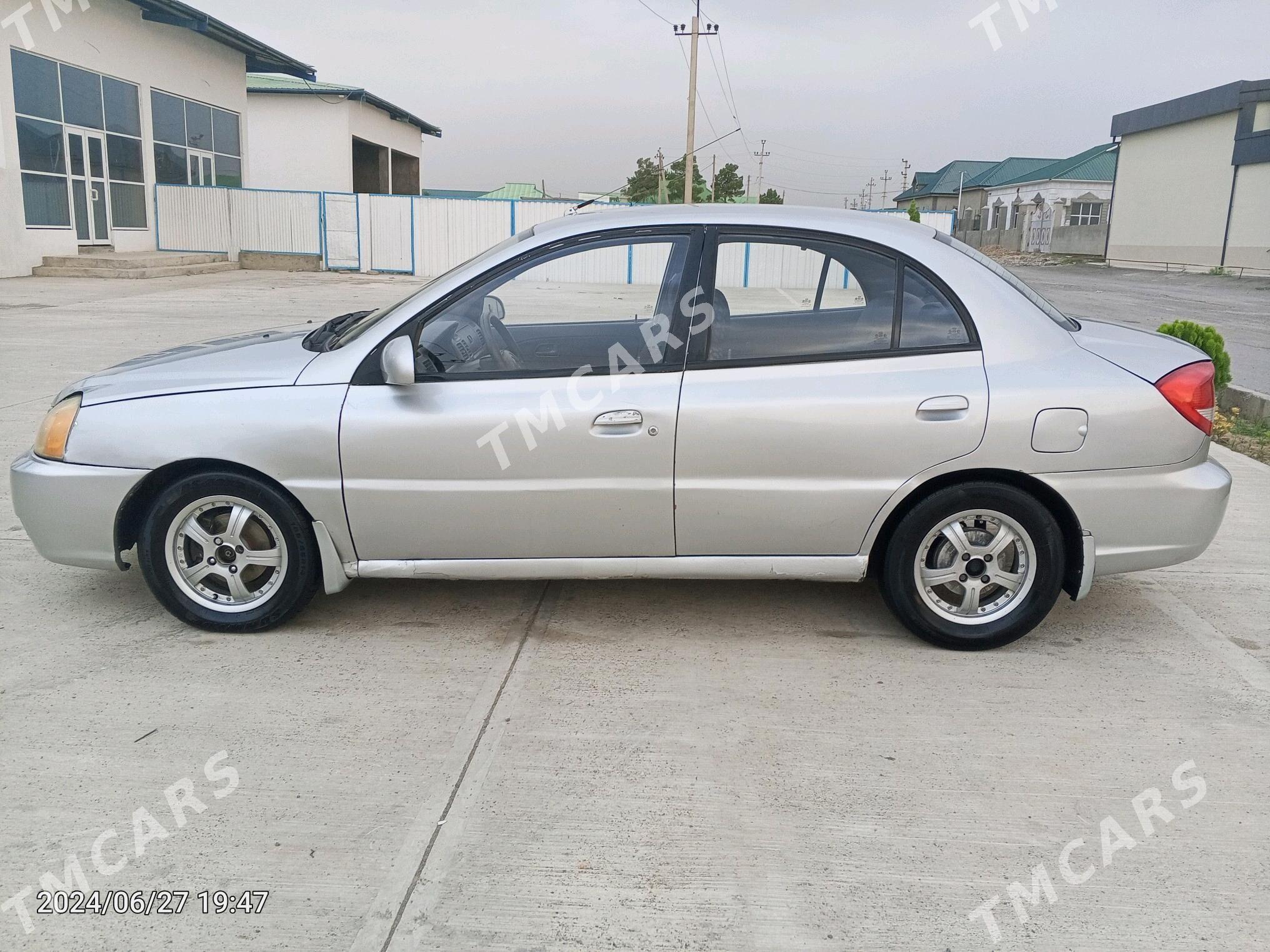 Kia Rio 2003 - 60 000 TMT - Ак-Бугдайский этрап - img 4