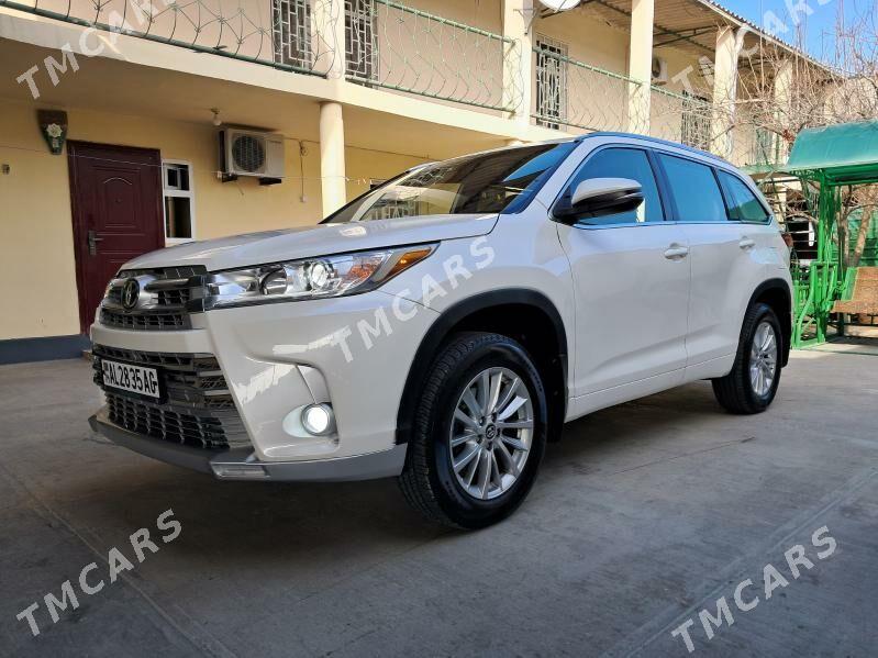 Toyota Highlander 2018 - 405 000 TMT - Gurtly - img 2