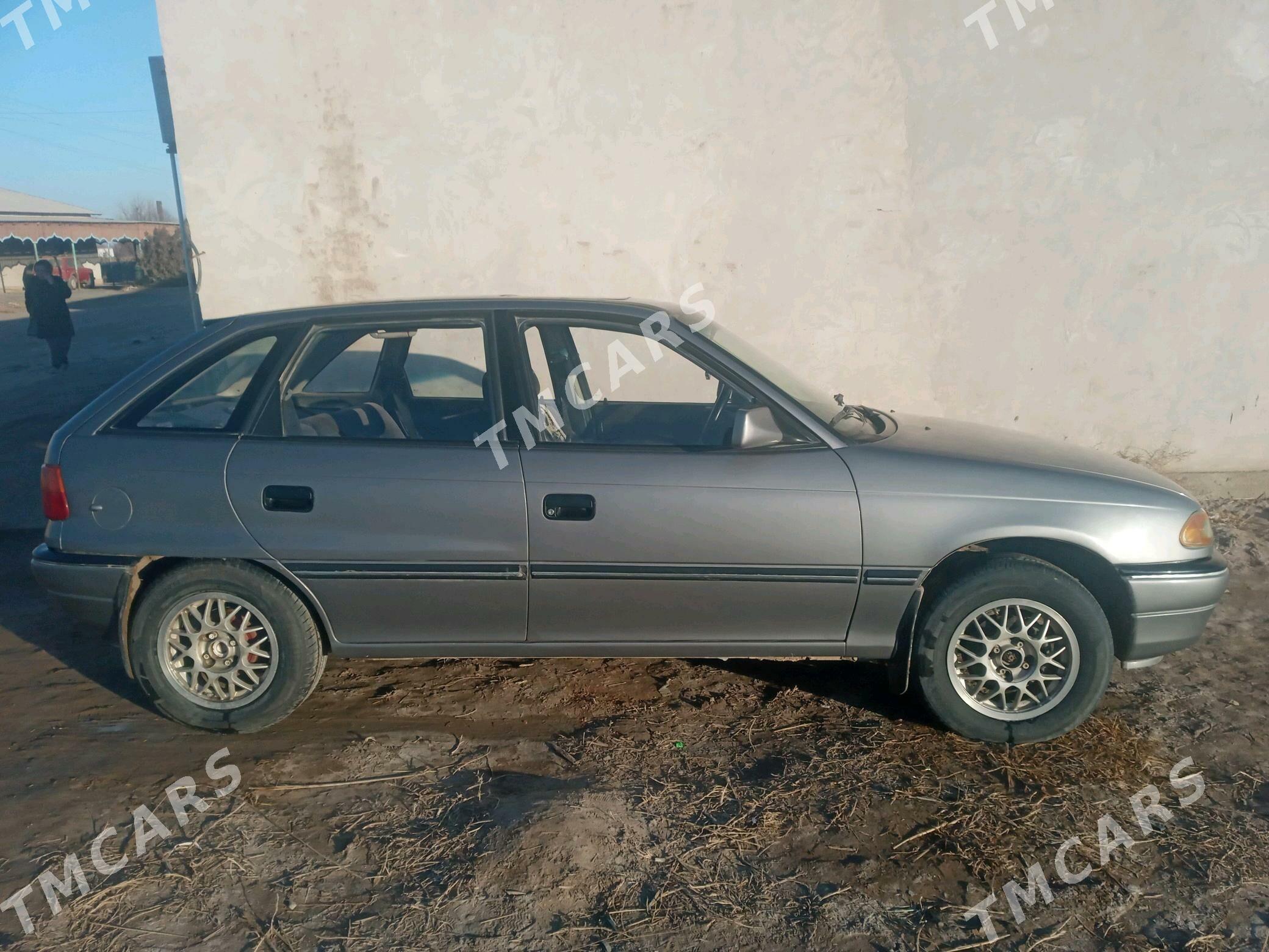 Opel Astra 1992 - 39 000 TMT - Şabat etr. - img 3