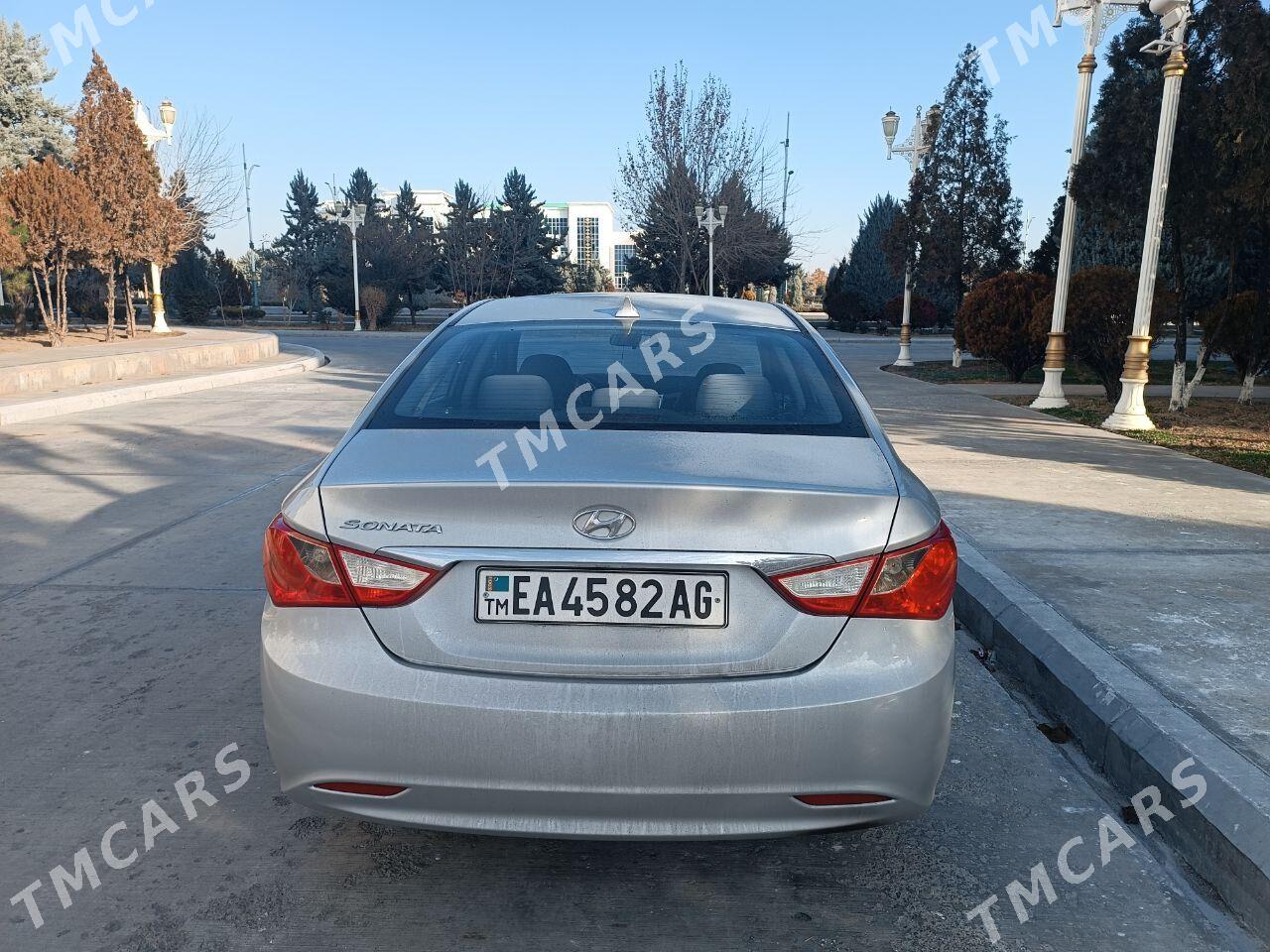 Hyundai Sonata 2010 - 139 000 TMT - Ашхабад - img 4