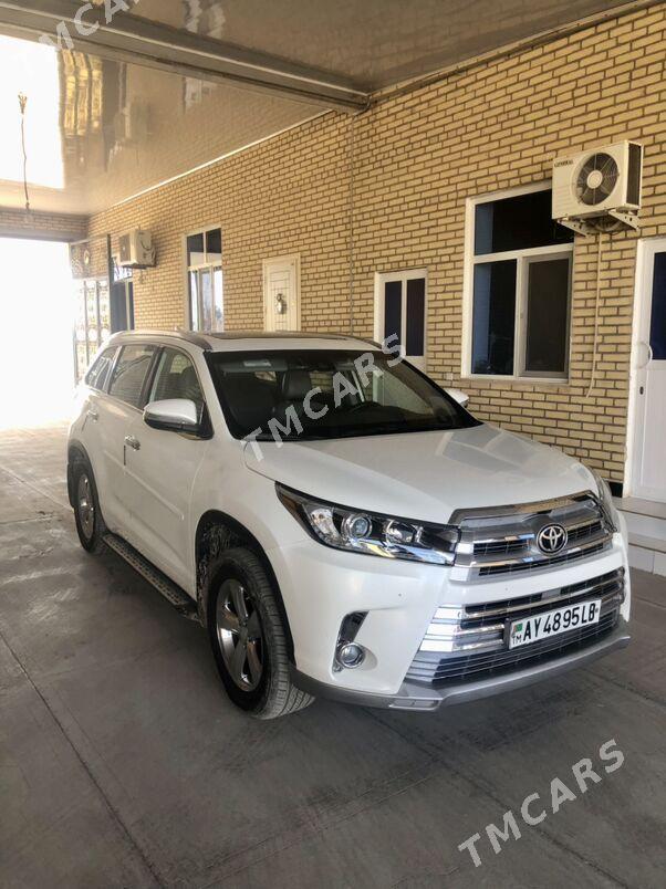 Toyota Highlander 2019 - 400 000 TMT - Гарабекевюл - img 7