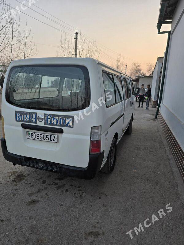 Nissan Urvan 2007 - 80 000 TMT - Губадаг - img 3