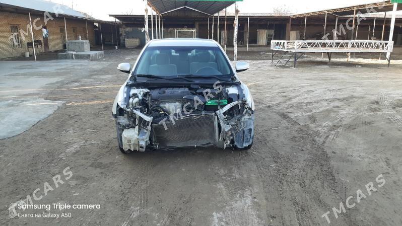 Toyota Camry 2011 - 135 000 TMT - Мары - img 4