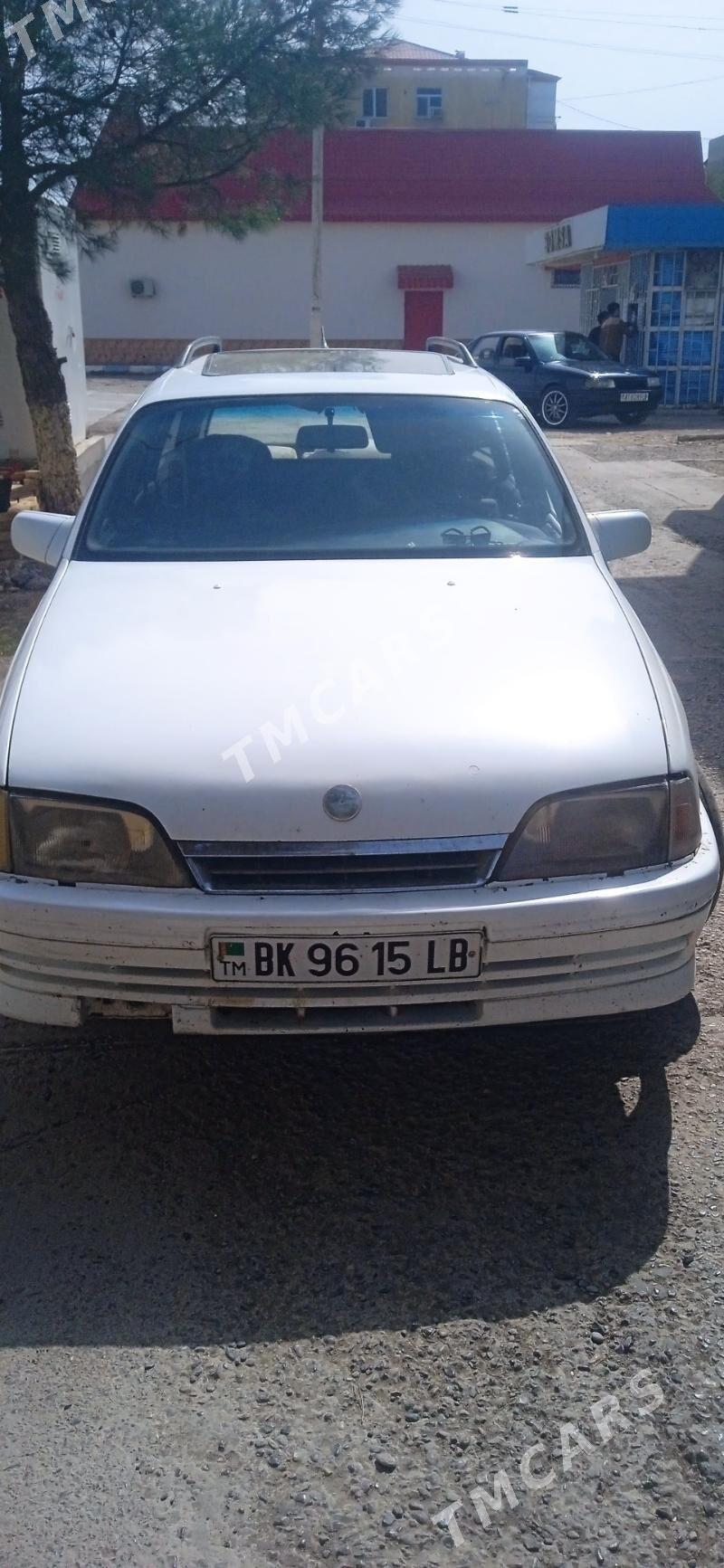 Opel Omega 1992 - 22 000 TMT - Çärjew - img 2