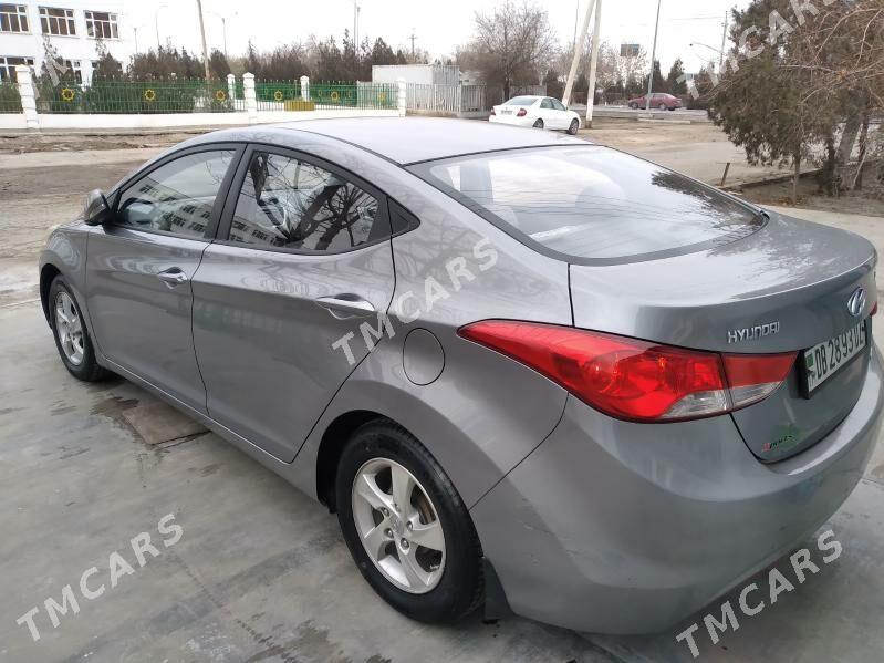 Hyundai Elantra 2012 - 126 000 TMT - Daşoguz - img 4