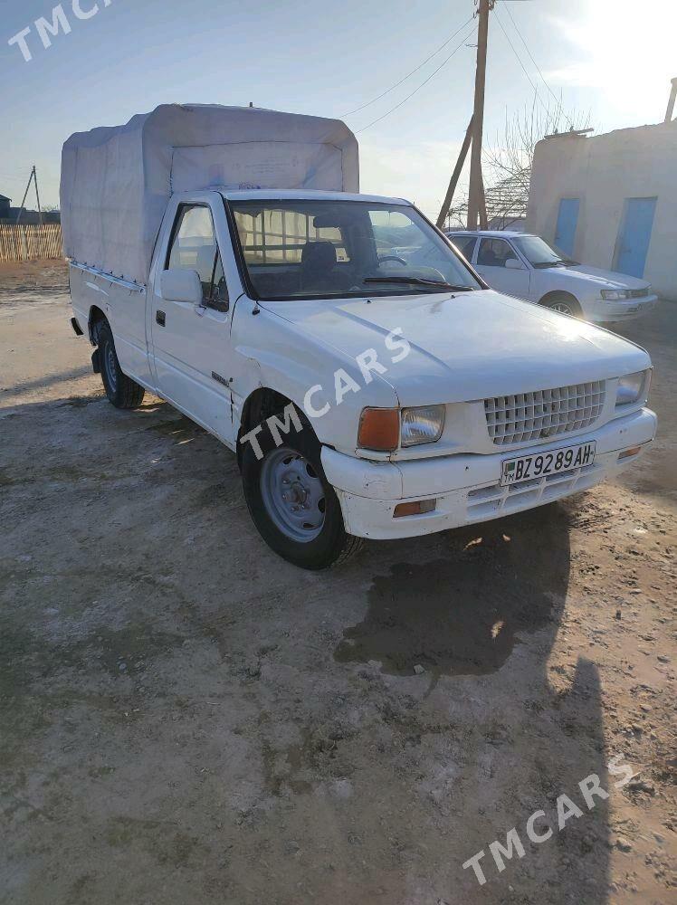 Isuzu Pickup 1993 - 45 000 TMT - Теджен - img 3