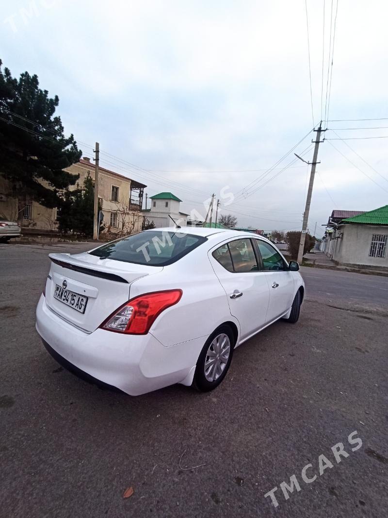 Nissan Versa 2013 - 111 000 TMT - Ашхабад - img 4