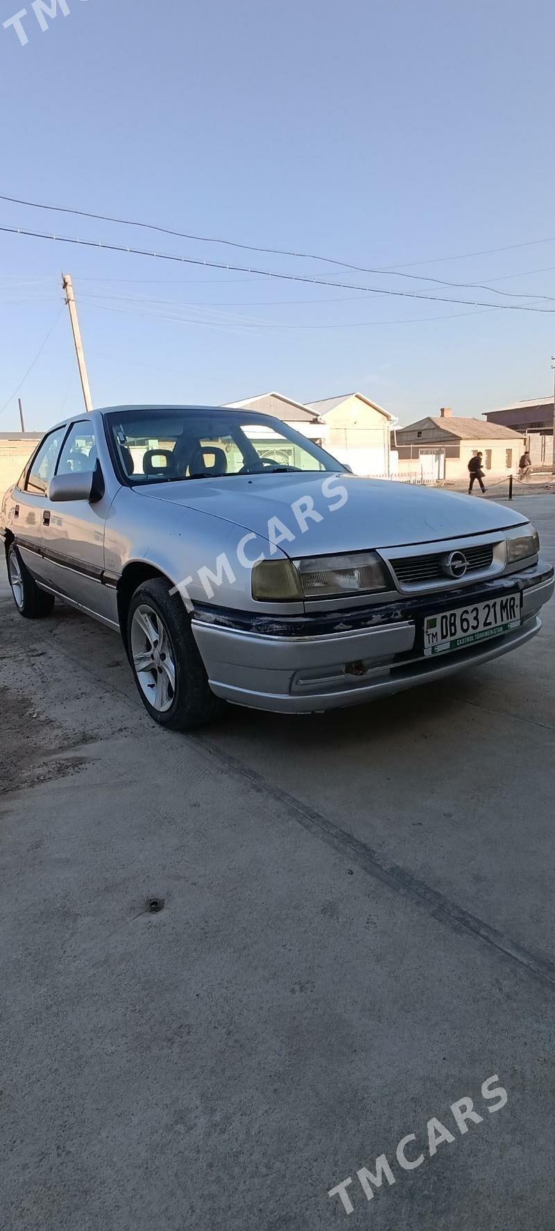 Opel Vectra 1993 - 33 000 TMT - Мары - img 3