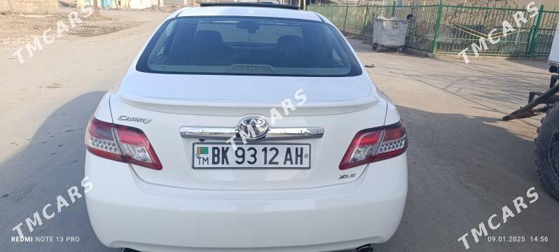 Toyota Camry 2010 - 185 000 TMT - Теджен - img 3