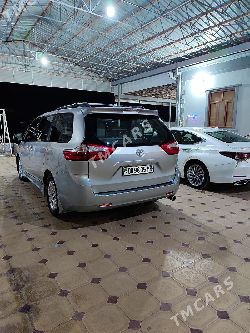 Toyota Sienna 2019 - 420 000 TMT - Wekilbazar - img 5