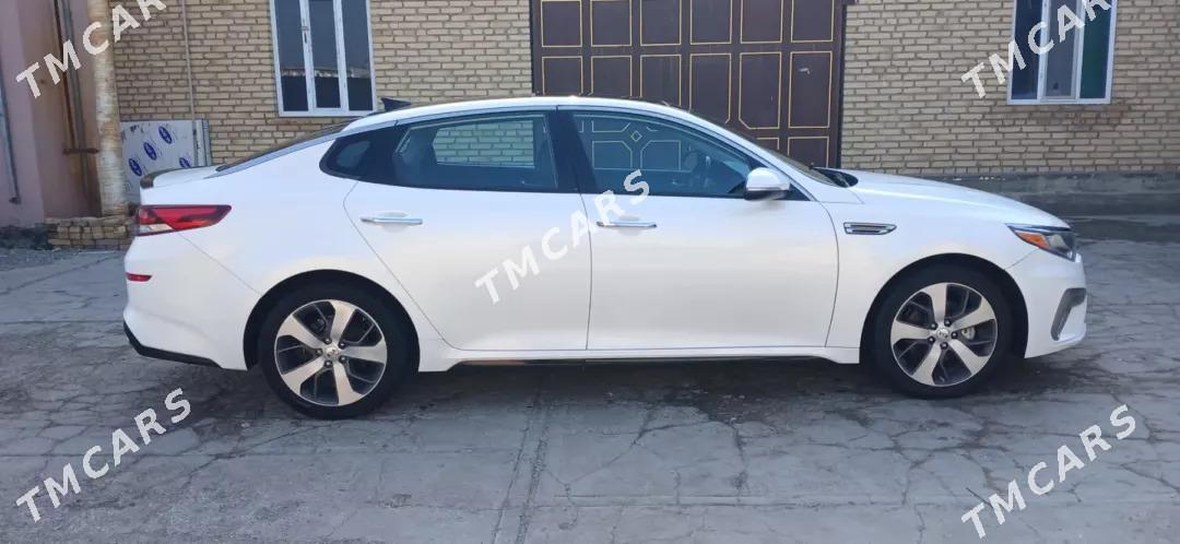 Kia Optima 2019 - 240 000 TMT - Сейди - img 3