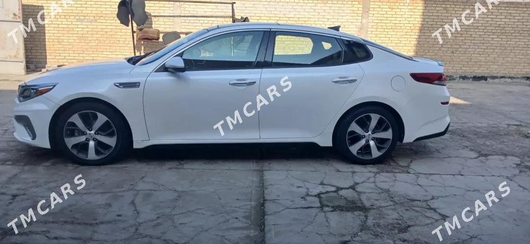 Kia Optima 2019 - 240 000 TMT - Сейди - img 2