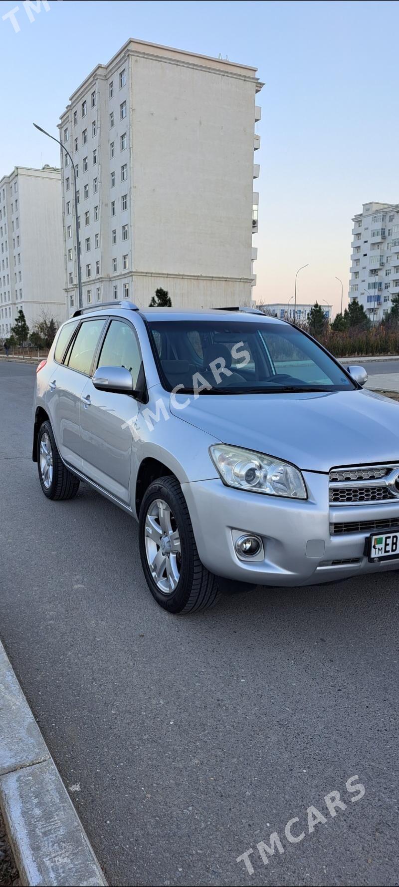 Toyota RAV4 2011 - 195 000 TMT - Parahat 8 - img 3