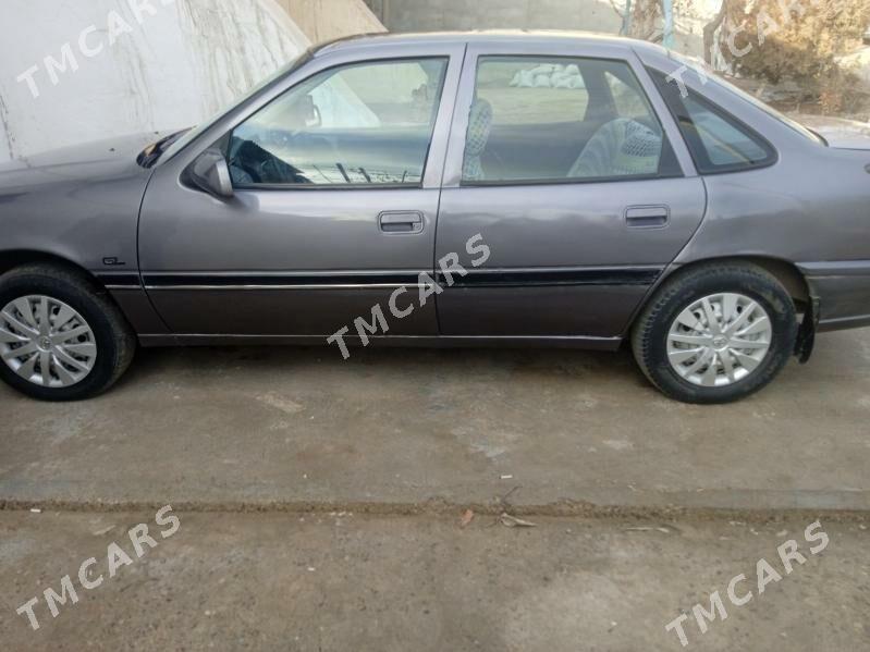 Opel Vectra 1991 - 30 000 TMT - Дянев - img 2